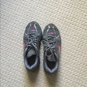 Nike Max Air Torch shoes